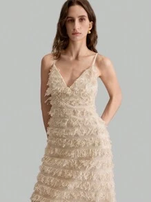 Ontre Váy Maxi Cổ Chữ V Tua Rua Màu Mơ, Thanh Lịch Cho Tiệc Năm Mới, Thời Trang Và Thiết Kế, Phải Có Cho - Màu be - Xem 5