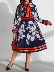 SHEIN Clasi 1 chiếc váy dệt kim dài tay in hình ông già Noel cỡ lớn màu tương phản cho nữ, trang phục maxi thu đông cho nữ - Nhiều màu - Xem 3