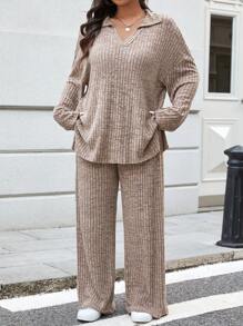 SHEIN LUNE Conjunto de 2 piezas para mujer talla grande, con top de manga larga tipo murciélago de unicolor acanalado y pantalones holgados. Conjunto informal a juego para atuendo de otoño y vacaciones - Marrón Mocha - Ver 6