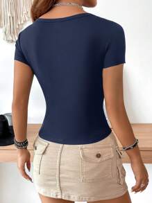 SHEIN EZwear 休闲简约大圆领连帽短袖海军蓝女式T恤，适合夏季 - 藏蓝色 - 查看 2