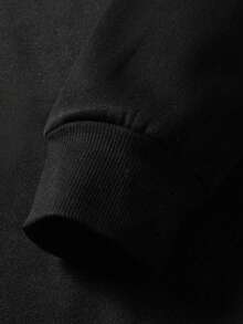 Manfinity EMRG 2 件套男士休闲字母印花连帽衫和运动裤运动服，秋冬 - 黑色 - 查看 3