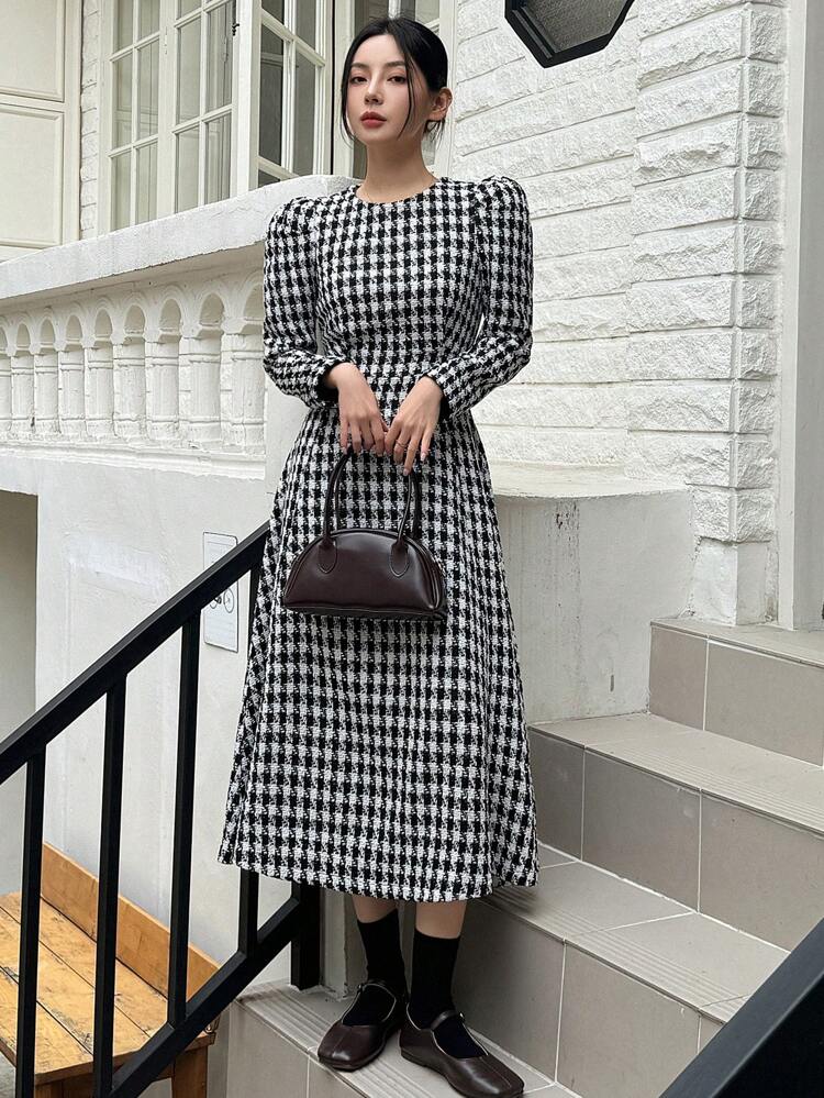 Women's Round Neck Long Sleeve Waist Cinched Casual Long Dress, Minimalist Style For Autumn & Winter,Ruffle,Fall Women Clothes Plaid Maxi Dress