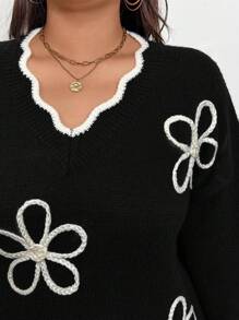 SHEIN LUNE Plus Size Women V-Neck Long Sleeve Sweater, Winter