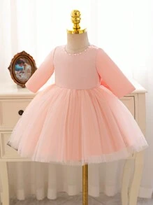 SHEIN Glamorique Kids 粉色圣诞派对装女婴连衣裙、圣诞女婴连衣裙、舞会礼服、圣诞老人连衣裙、婴儿/女孩新年连衣裙，采用缎面和网眼对比色，长袖，蝴蝶背，V 领，水钻荷叶边连衣裙 - 粉色 - 查看 7