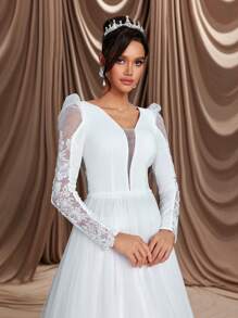 Glamrae Elegant & Luxurious V-Neck Long Sleeve Sexy Open Back Flared Dress With Train, Suitable For Wedding, Bachelorette Party, Holiday, Gala - Beige - View 6