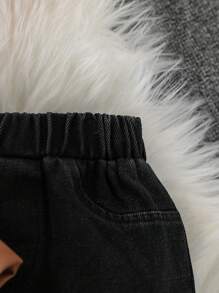 SHEIN 2 件装男婴长袖加厚夹克套装，搭配休闲长款牛仔装