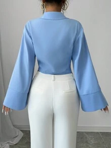 Chiquease Áo sơ mi tay dài cổ tròn đính ngọc trai, dây đeo chéo vai, màu xanh, tay chuông, eo bó, thiết kế nơ và eo, ôm vừa vặn, đa năng, hẹn hò, đi làm, tiệc tùng, kỳ nghỉ, tuyệt đẹp, tay dài, áo cánh thu đông - Màu xanh lam - Xem 2