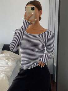 DAZY 条纹露背长袖修身女式 T 恤，秋季休闲上衣，露背学院风上衣 - 藏蓝色 - 查看 4