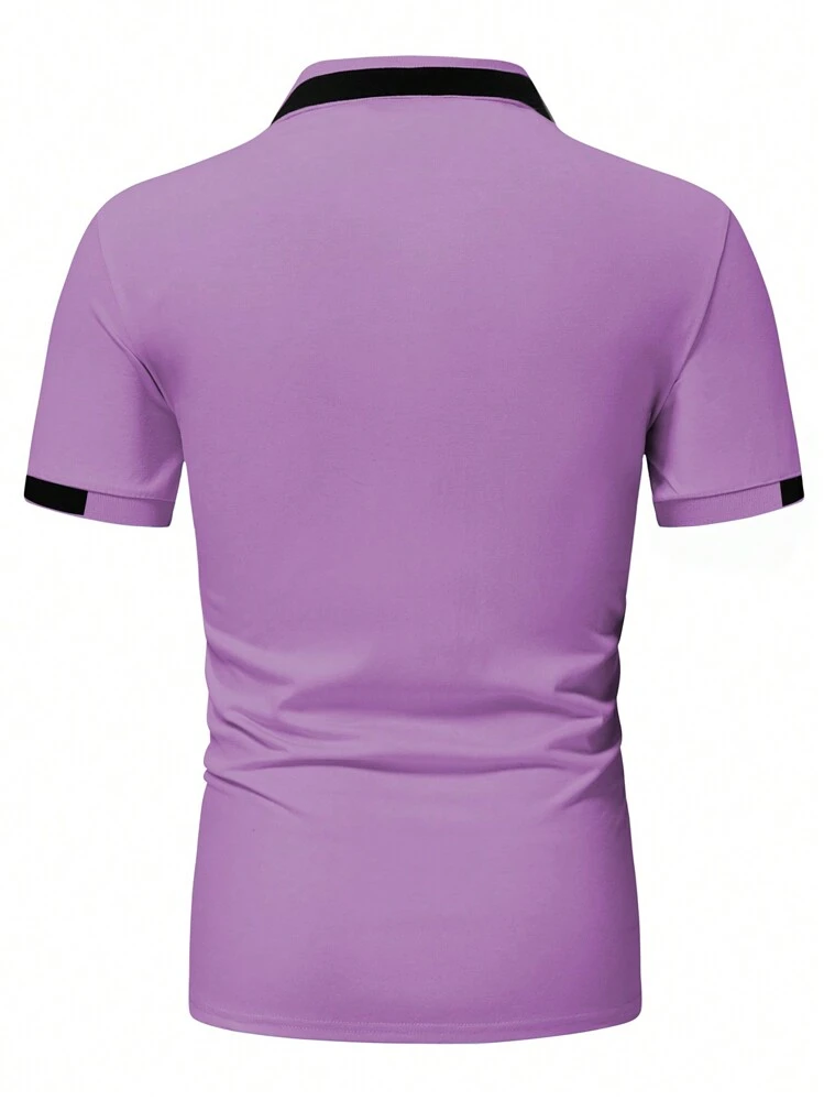 Manfinity Homme Camisa Polo Casual Masculina com Recorte Colorido de Manga Curta, Polo Roxo para Homens, Camisa Roxa para Homens, Camisa Roxa Masculina - Púrpura - Visão 2