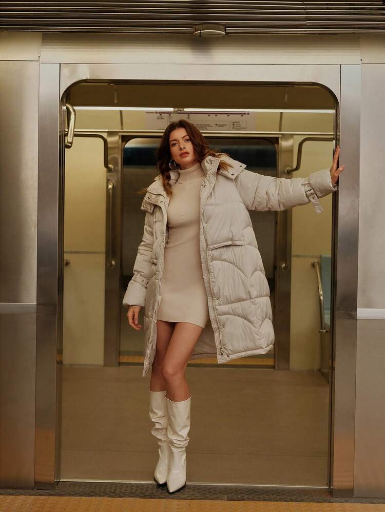 Abrigo acolchado con capucha de estilo coreano, unicolor y ajuste holgado de longitud media-larga para mujer