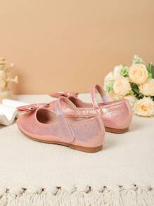 女童春夏银色蝴蝶结可爱公主平底鞋，休闲便鞋，适合大童、学生和舞蹈表演 - 粉色 - 查看 2