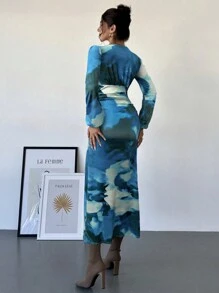 Firerie Robe ajustée élégante avec manches lanternes, col en V, taille froissée et imprimé tie-dye pour femmes