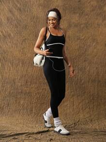 VARSITIE Fashionable And Simple Yoga Black And White Contrast Square Neck Spaghetti Strap Women's Sports T-Shirt & Top - Black - View 4