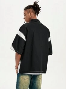 Manfinity VCAY Camisa de manga corta casual de hombre con impresión de eslogan, hombros caídos, suelta y de tejido, para verano y uso casual. Camisa ancha de bloques de color y letras