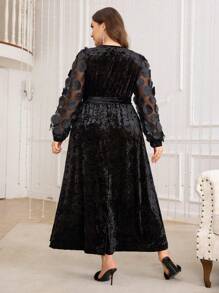 Modelyn Elegant V-Neck Velvet Mesh Contrast Plus Size Dress - Black - View 2