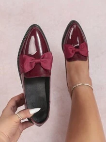 CUCCOO CURVES Zapatos planos con tacón grueso y suela ancha de talla grande, mocasines de estilo Oxford con punta puntiaguda, cordones en forma de V profunda, color negro sólido, para mujeres para todas las estaciones