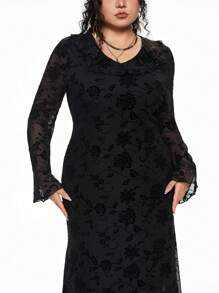ROMWE Plus Size Vintage Romantic Flocked Patchwork Bell Sleeve Dress
