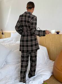 DAZY Conjunto de pijama sencillo con bata y pantalones a cuadros para mujer