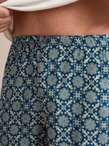 All-Over Print Men Loungewear Shorts - Multicolor - View 2
