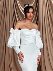 Glamrae Robe élégante de luxe à épaules dénudées avec manches bouffantes florales 3D, robe en satin élastique boutonnée à volants avec traîne, adaptée pour mariage, fête, bal de fin d'année, vacances