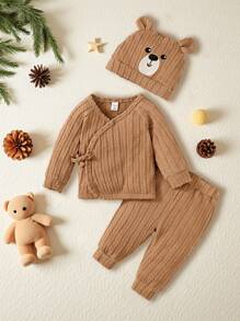 SHEIN Baby Boy's Three Pieces Set For Spring And Autumn ,With A Jersey Jacquard Top, A Pair Of Trousers And A Cute Bear-Embroidered Hat. - Khaki - View 5