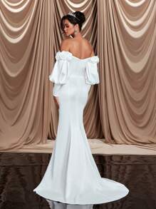 Glamrae Robe élégante de luxe à épaules dénudées avec manches bouffantes florales 3D, robe en satin élastique boutonnée à volants avec traîne, adaptée pour mariage, fête, bal de fin d'année, vacances