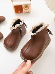 1 双女童加垫靴，儿童软底保暖冬季休闲防滑爬行鞋