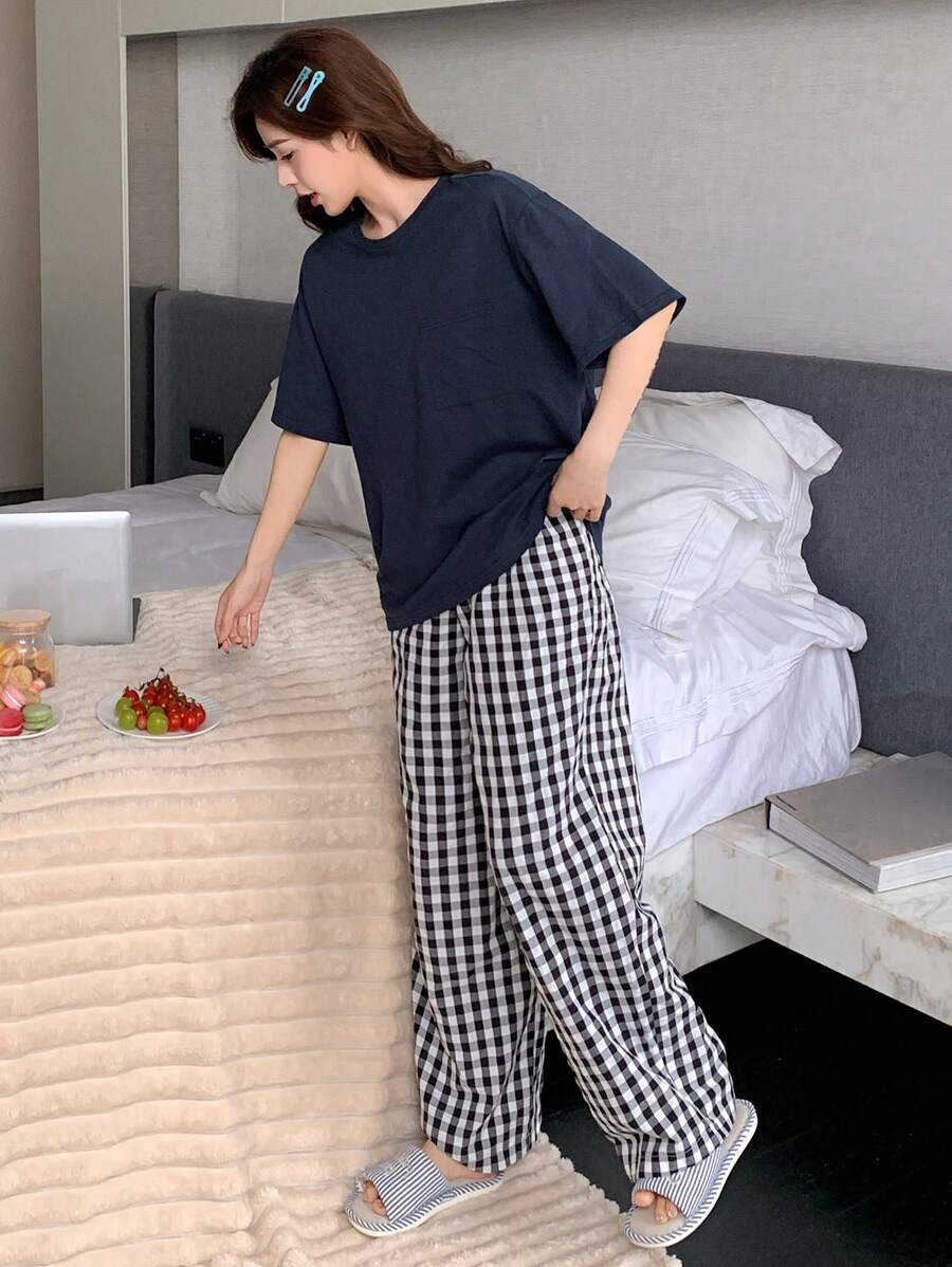 DAZY 1set Minimalist Round Neck T-Shirt Top And Plaid Pants Pajamas