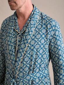 1pc Men's Long Sleeve All Over Print Pocket Sleepwear Robe, Casual Everyday Wear