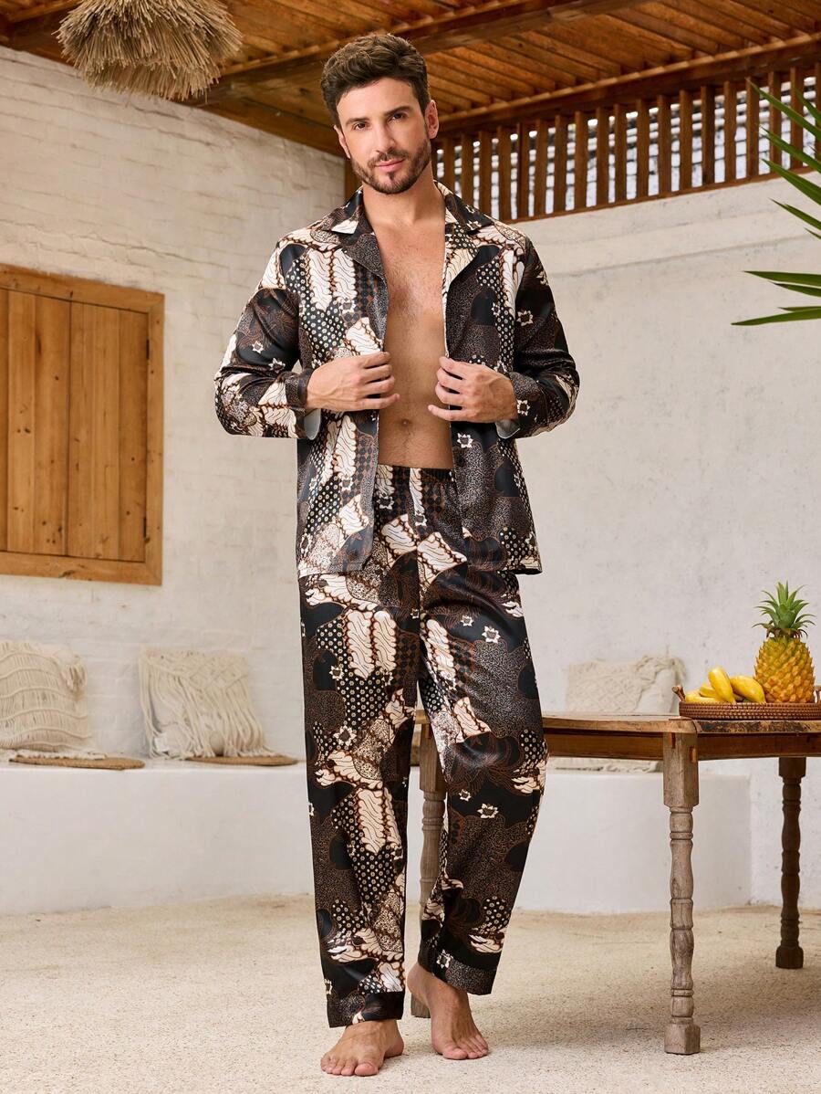 Manfinity ChillVibe 2pcs/Set Men All-Over Print Front Button Long Sleeve Top And Pants Pajama Set - Multicolor - View 1