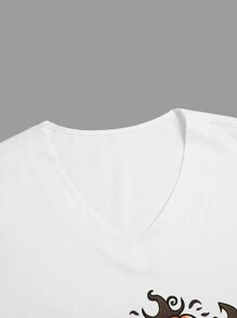 TaskEZ Áo đồng phục tay ngắn cổ chữ V in hình quả bí ngô - trắng - Xem 5