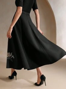 Black High Waist Skirt With Embroidery For Women, Loose Swing Silhouette, Suitable For Autumn Maxi Women - Black - View 2