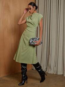 COSMINA 女士优雅纯色漏斗领褶皱腰中长蝙蝠袖连衣裙