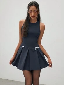 Aloruh Women Commuter Plain Color Bow Decor Pleated Mini Dress - Dark Grey - View 4