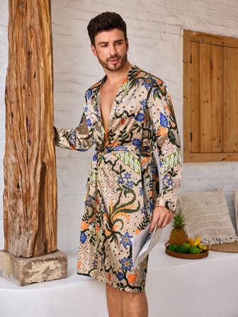 Manfinity ChillVibe Men's Casual Retro Printed Mid-Length Bathrobe