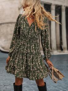 SHEIN Clasi 女式满版碎花灯笼袖抽绳腰部休闲荷叶边下摆连衣裙