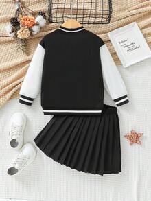 SHEIN 2 件套女童校队夹克和百褶裙套装，校园/休闲装，适合外出、派对和校服，春季/秋季 - 彩色 - 查看 2