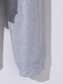 Conjunto de 2 piezas para niño preadolescente con chaqueta y pantalones de mezclilla con diseño de parches modernos y casuales, ropa adecuada para el otoño/invierno para uso diario