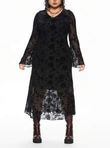 ROMWE Plus Size Vintage Romantic Flocked Patchwork Bell Sleeve Dress