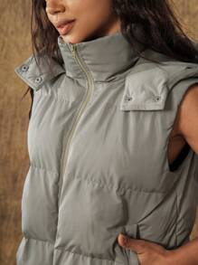 VARSITIE 立领无袖连帽女士运动冬季夹克羽绒背心女士无袖夹克 - 綠色 - 查看 1