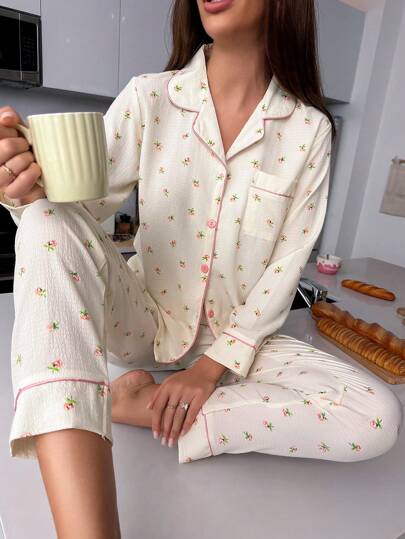 CottageSlumber Conjunto de pijama con estampado floral diminuto, ribete de contraste y bolsillo delantero / Conjunto de pijama Temporada festiva Esplendor floral abundante, ropa de otoño cálida y elegante