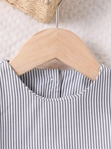 SHEIN 女婴条纹圆领长袖荷叶边下摆连衣裙和圆领毛衣背心套装，秋季