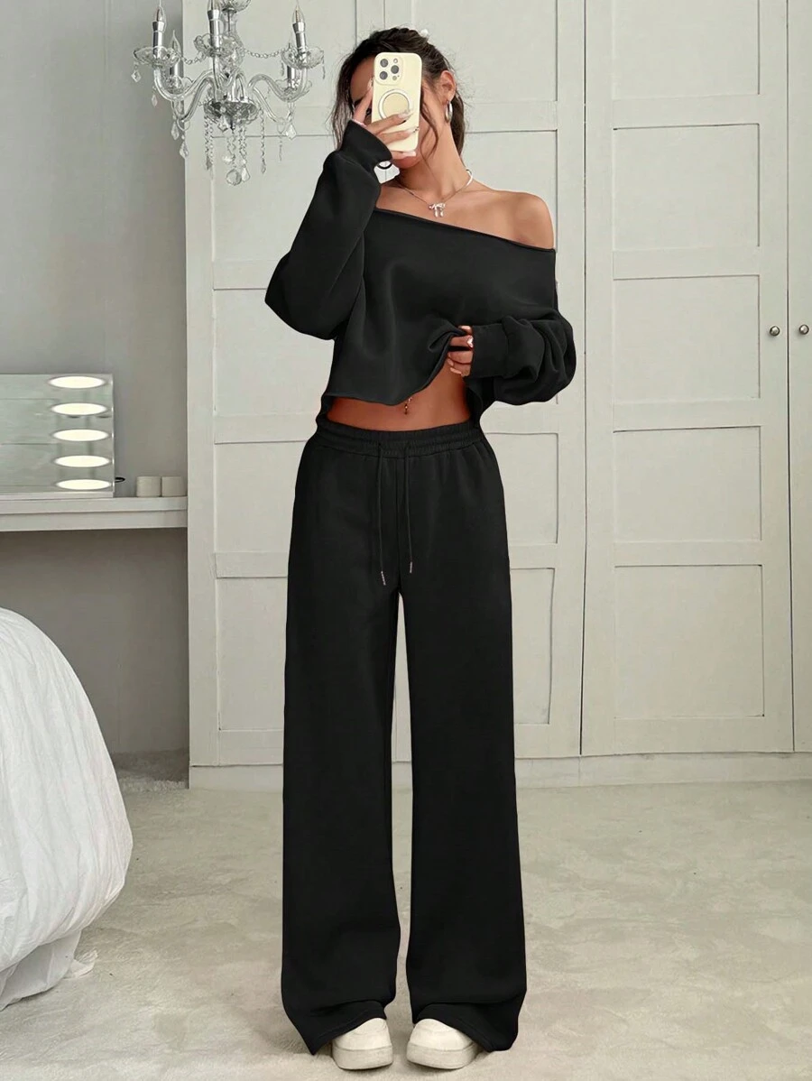 SHEIN EZwear Bộ 2 món trang phục áo trễ vai tay dài tối giản cho nữ và quần dài - màu đen - Xem 1