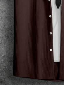 Manfinity Homme 2 件套男士夏季休闲纯色纹理前扣短袖衬衫和短裤套装 - 巧克力棕 - 查看 5