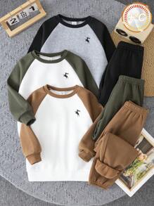 SHEIN Leap Crew 6 件套年轻男孩休闲可爱舒适百搭宽松插肩袖圆领运动衫和裤子套装，卡其色、藏青色和灰色，适合旅行、上学、日常聚会、秋冬 - 軍綠色 - 查看 1