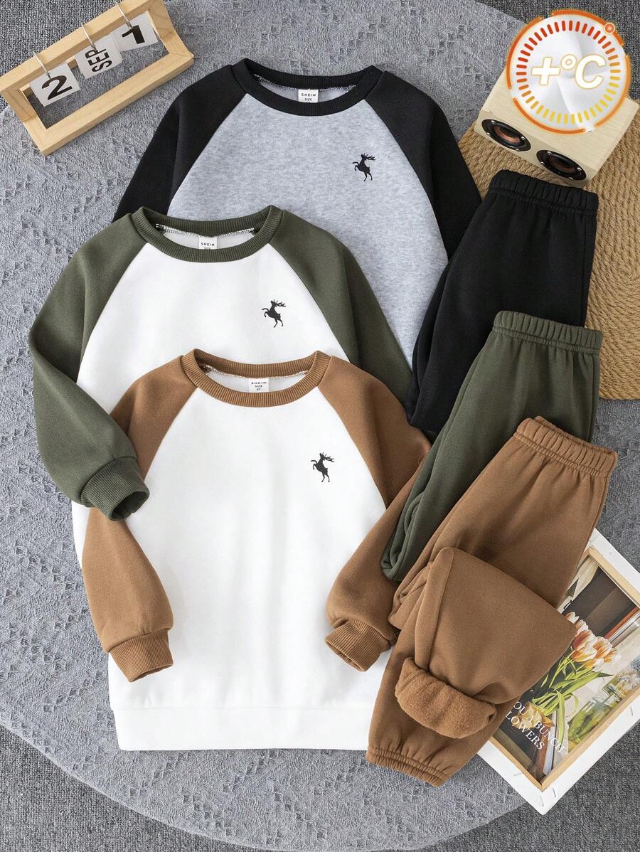 SHEIN Leap Crew 6 件套年轻男孩休闲可爱舒适百搭宽松插肩袖圆领运动衫和裤子套装，卡其色、藏青色和灰色，适合旅行、上学、日常聚会、秋冬 - 軍綠色 - 查看 1