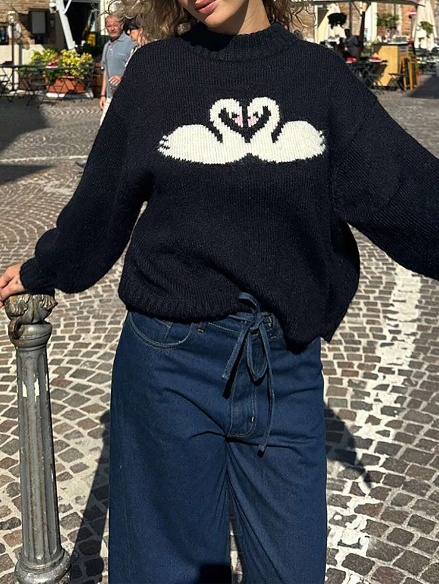 SHEIN EZwear 大码女式休闲日常天鹅图案落肩宽松立领毛衣,适合冬季秋季穿着。 - 黑色 - 查看 1