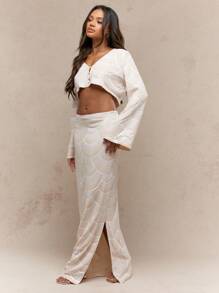 MISSGUIDED Y2K 未来派亮片图案 V 领全袖上衣配侧开衩长裙 2 件套 - 杏色 - 查看 4