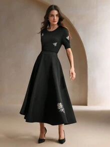 Black High Waist Skirt With Embroidery For Women, Loose Swing Silhouette, Suitable For Autumn Maxi Women - Black - View 5