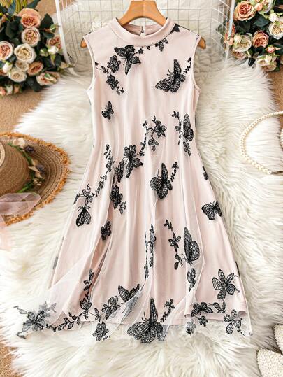 SHEIN Clasi Đầm dài không tay cổ tròn thường ngày thêu hình bướm cho nữ